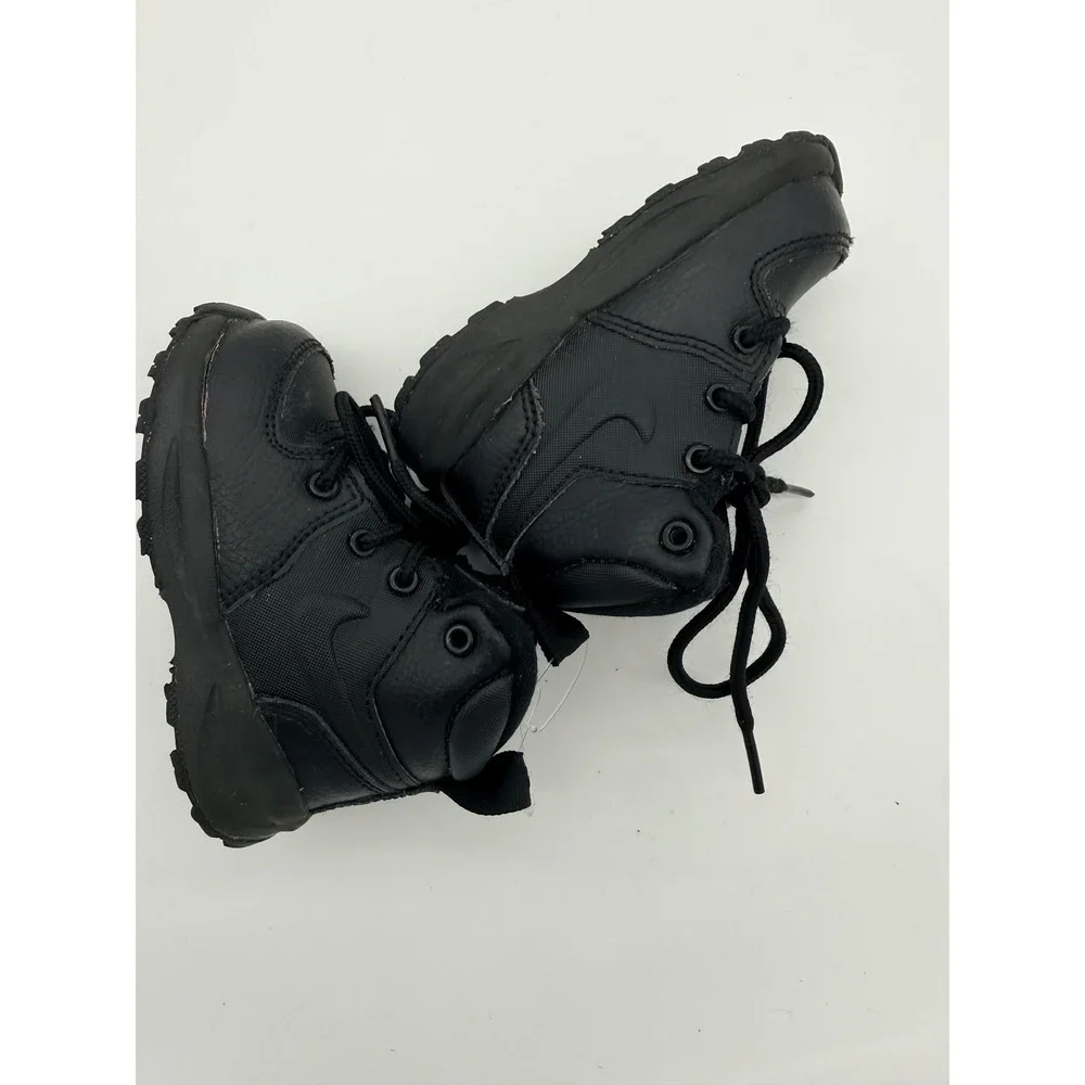 Nike manoa ltr
